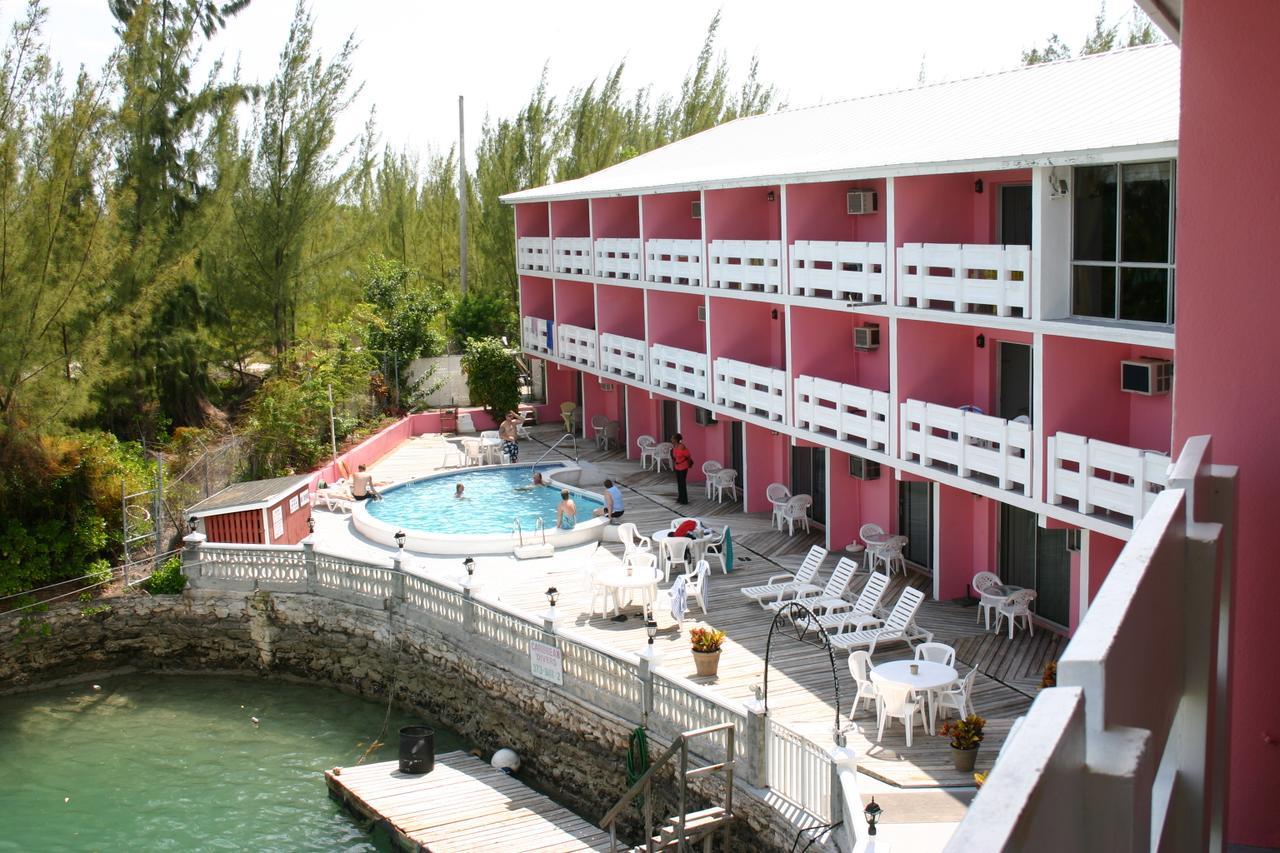 Bell Channel Inn Hotel Фрийпорт Екстериор снимка